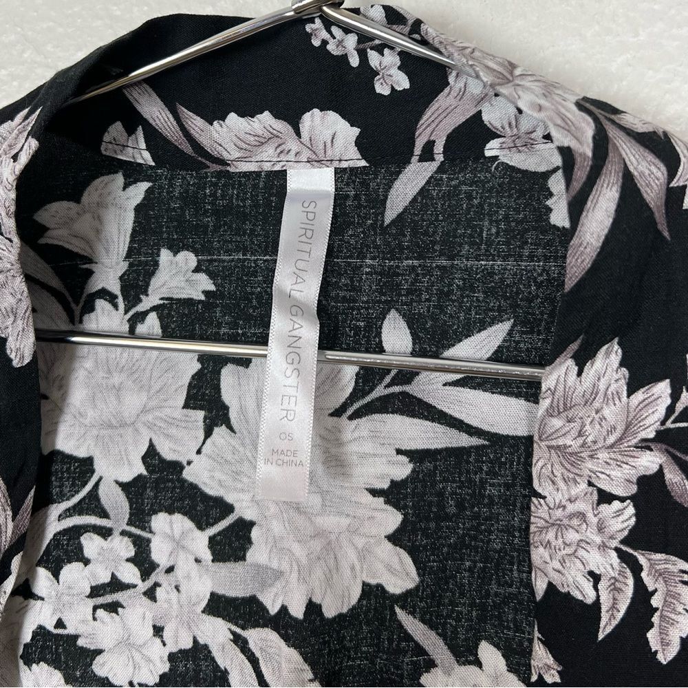 Spiritual Gangster Maya Black Floral Print Kimono - Picture 5 of 7